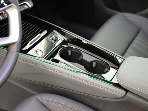 New 2026 Audi Q3 quattro 2.0T image 17