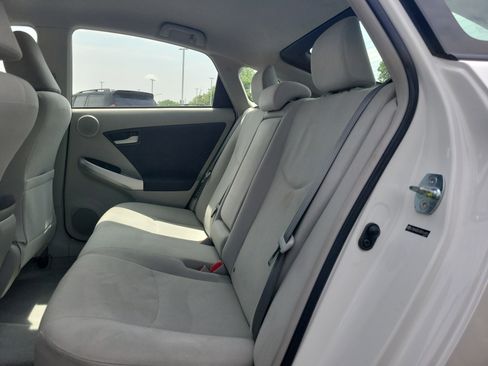 Used 2011 Toyota Prius Three w/ Navigation Pkg FWD image 11