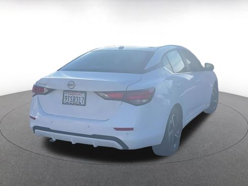 Used 2025 Nissan Sentra SV image 14