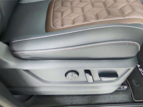 New 2026 Nissan Armada Platinum image 45