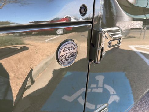 Used 2024 Jeep Wrangler Sport S image 6