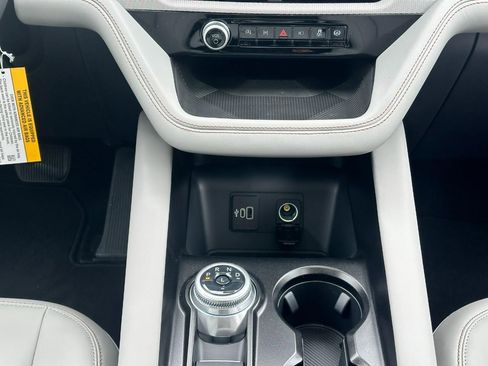 New 2026 Ford Explorer Active w/ Active Comfort Package image 10