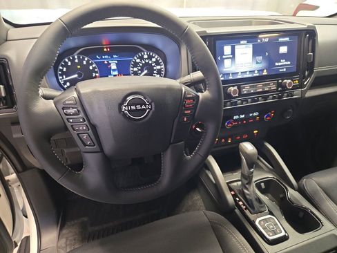 New 2026 Nissan Frontier SV w/ All-Weather Content Package AWD/4WD image 18