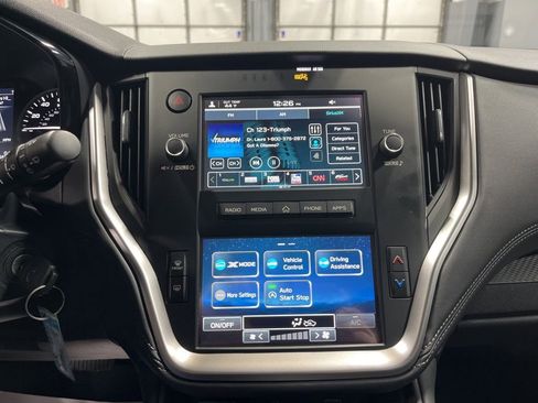 Certified 2025 Subaru Outback Base image 29