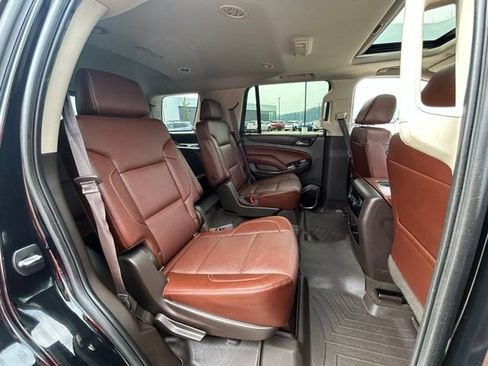 Used 2018 Chevrolet Tahoe Premier w/ RST 6.2L Performance Edition AWD/4WD image 44