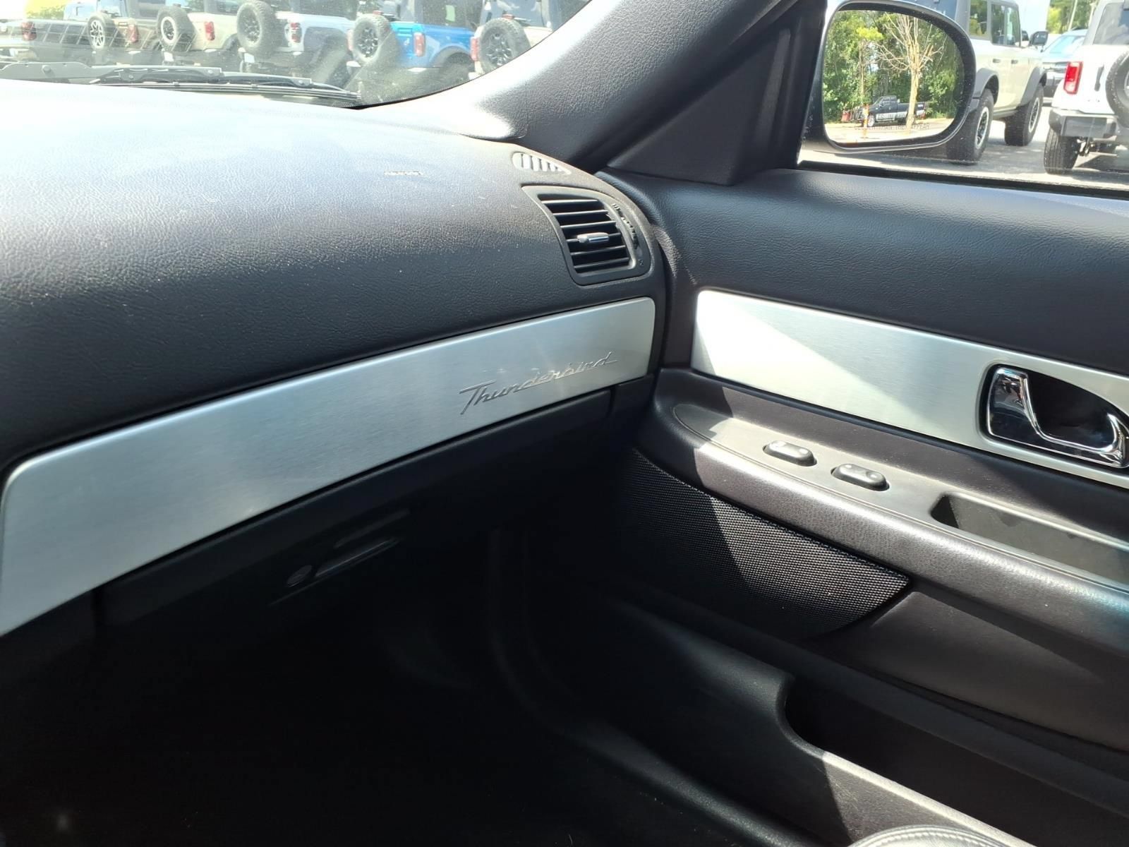 Used 2003 Ford Thunderbird RWD image 31