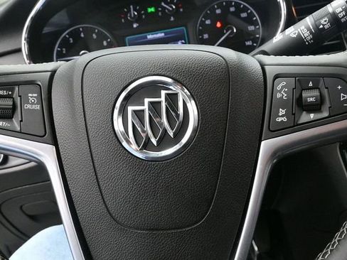 Used 2022 Buick Encore Preferred image 23