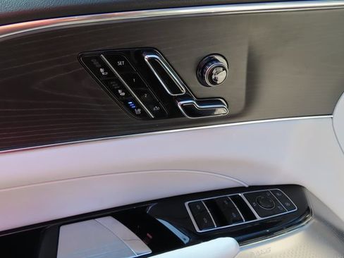 Certified 2024 Cadillac Lyriq Sport w/ LPO, Floor Liner Package AWD/4WD image 10