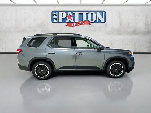 New 2026 Honda Pilot image 8