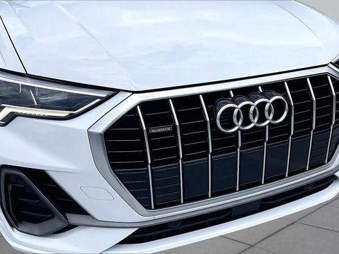 Used 2020 Audi Q3 2.0T Premium Plus AWD/4WD image 29