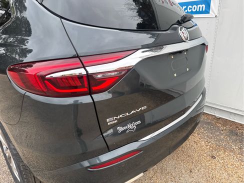 Used 2020 Buick Enclave Avenir w/ Avenir Technology Package image 15
