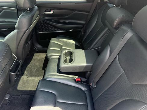 Used 2019 Hyundai Santa Fe Limited FWD image 17