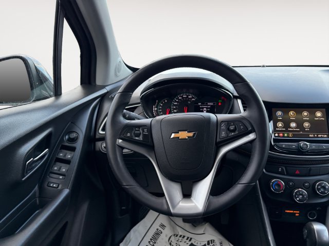 Used 2019 Chevrolet Trax LT w/ LT Convenience Package AWD/4WD image 13