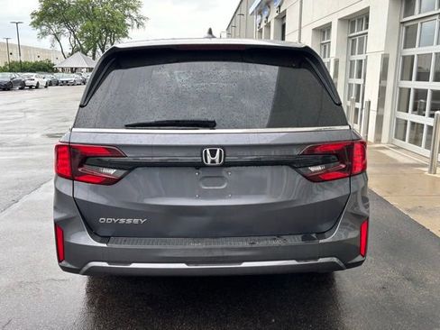 Used 2025 Honda Odyssey EX-L image 4