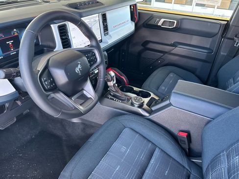 New 2026 Ford Bronco Heritage Edition image 9