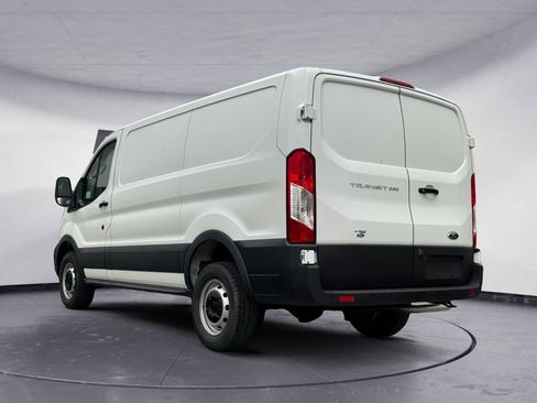 Used 2024 Ford Transit 250 Low Roof RWD image 3