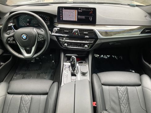 Used 2021 BMW 530i xDrive w/ Premium Package AWD/4WD image 24