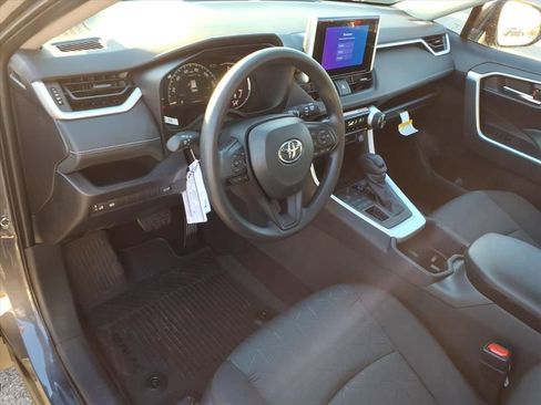New 2025 Toyota RAV4 XLE image 4