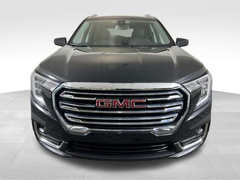 Used 2024 GMC Terrain SLT AWD/4WD image 8