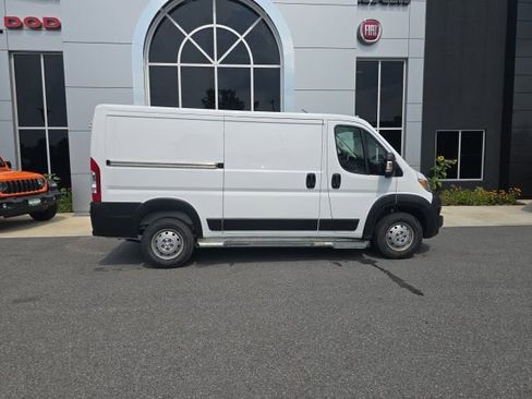 Used 2023 RAM ProMaster 2500 image 7