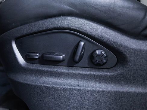 Certified 2024 Porsche Cayenne S AWD/4WD image 28