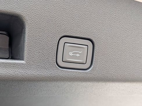 New 2026 GMC Acadia Elevation w/ Elevation Premium Package AWD/4WD image 29