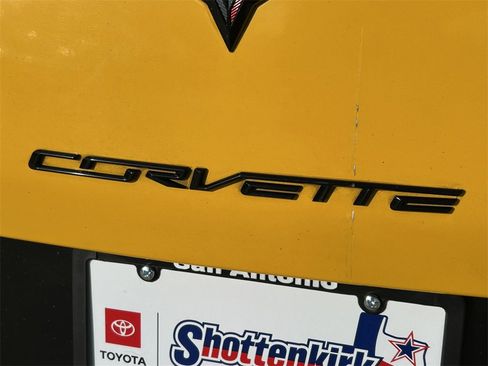 Used 2017 Chevrolet Corvette Stingray Coupe w/ Battery Protection Package image 10