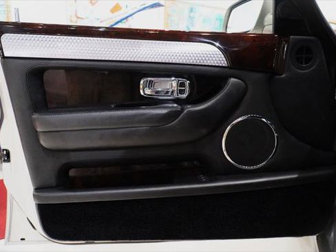 Used 2004 Bentley Arnage T image 11