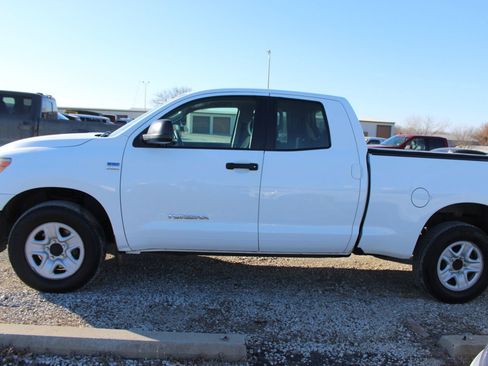 Used 2008 Toyota Tundra SR5 image 3