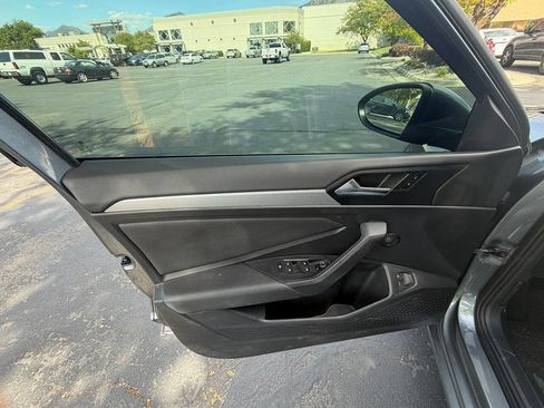 Used 2021 Volkswagen Jetta S w/ Driver Assistance Package FWD image 13