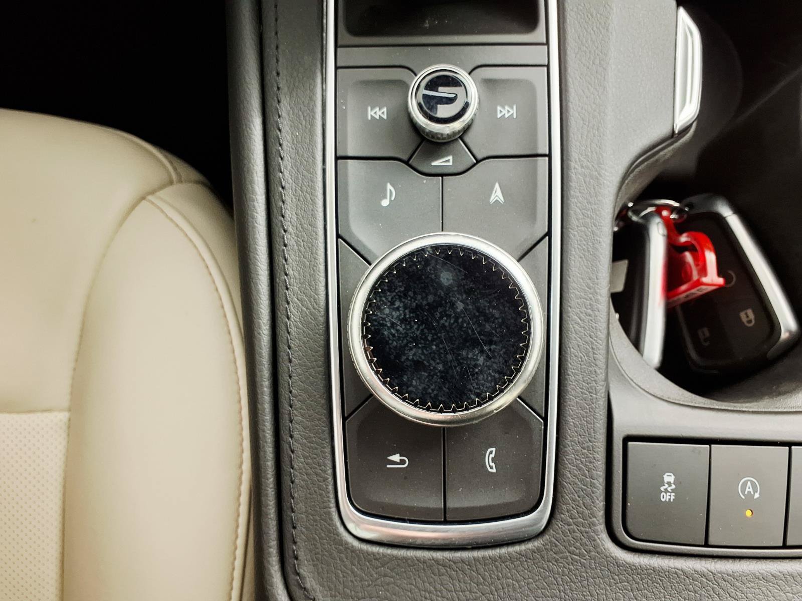 Used 2019 Cadillac XT4 Sport FWD image 22
