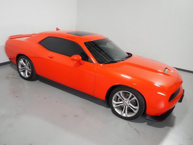 Used 2022 Dodge Challenger GT w/ PLUS PACKAGE w/ Plus Package RWD image 12