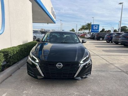 Used 2024 Nissan Altima 2.5 SV