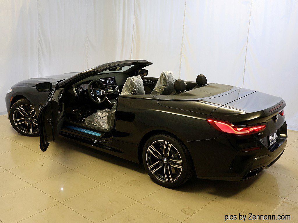 Used 2026 BMW 840i xDrive Convertible w/ Comfort Seating Package AWD/4WD image 3