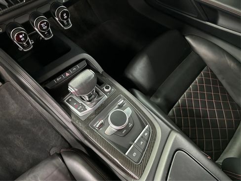 Used 2017 Audi R8 V10 image 17