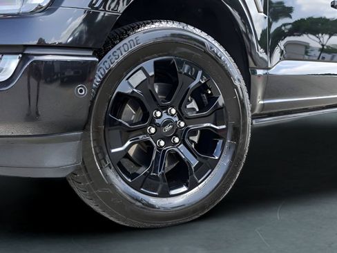 Used 2022 Ford F150 Platinum w/ Equipment Group 701A High AWD/4WD image 3