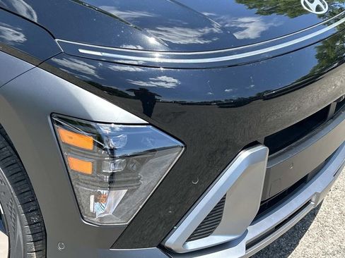 New 2026 Hyundai Kona Limited FWD image 9