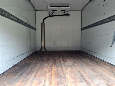 Used 2023 GMC Savana 3500 w/ Power Convenience Package RWD image 14