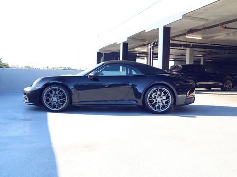 Certified 2025 Porsche 911 Carrera image 2