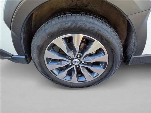 Certified 2024 Subaru Outback Limited image 9