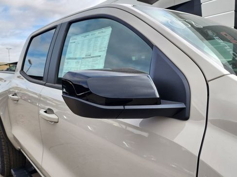 New 2026 GMC Canyon Elevation w/ Convenience Package image 11