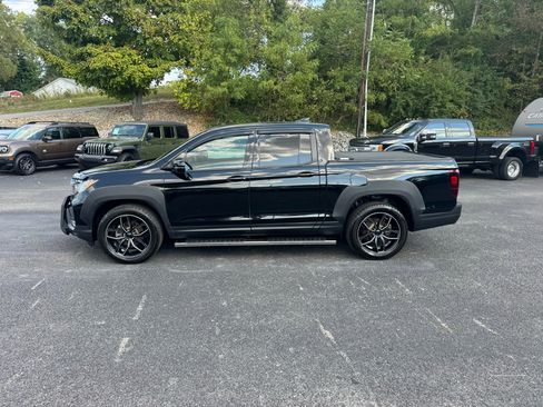 Used 2021 Honda Ridgeline Sport image 2