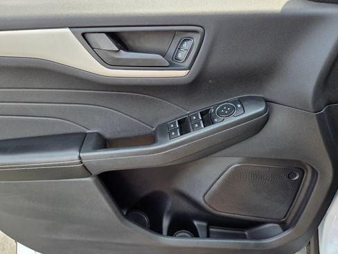 Certified 2022 Ford Escape SE FWD image 17