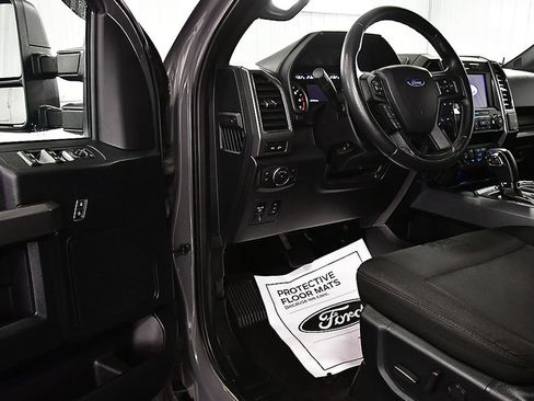 Used 2020 Ford F150 XLT w/ Equipment Group 302A Luxury AWD/4WD image 18