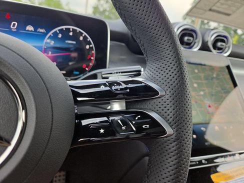 New 2027 Mercedes-Benz GLC 300 4MATIC image 16