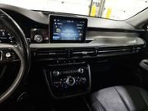 Used 2022 Lincoln Corsair AWD w/ Premium Package image 14
