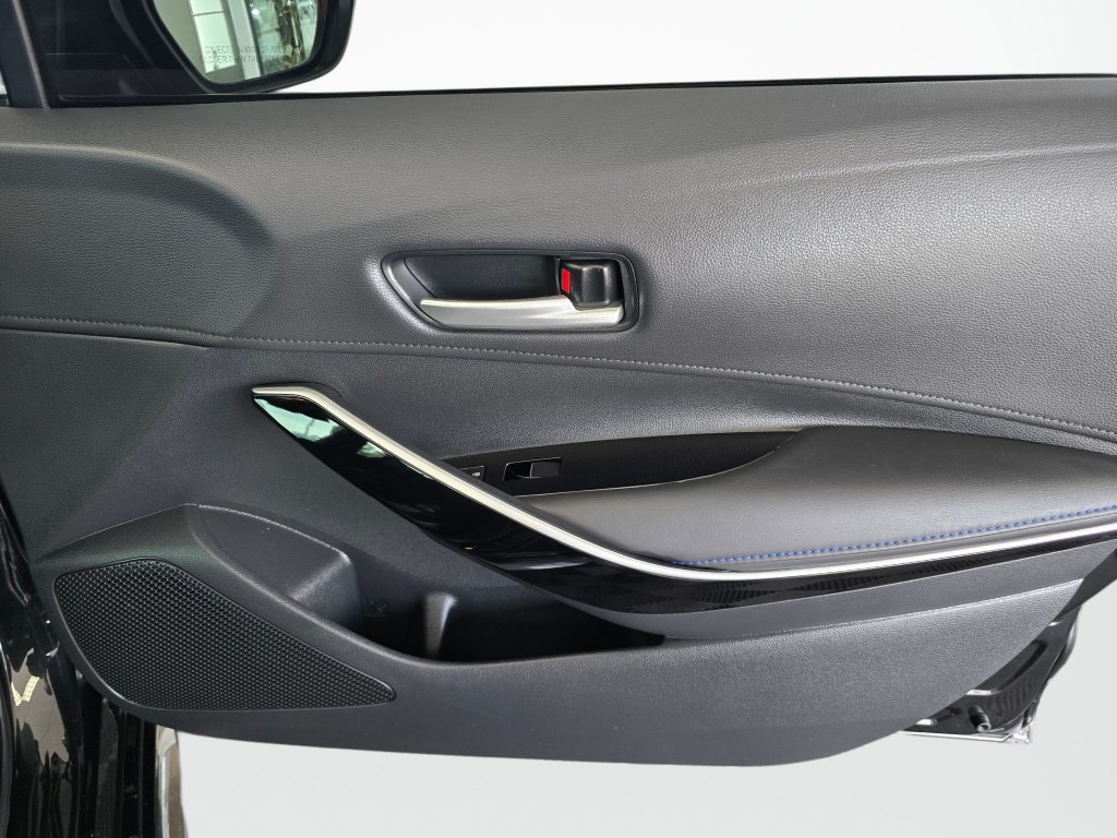 Certified 2020 Toyota Corolla XSE w/ Carpet Mat Package (TMS) FWD image 41