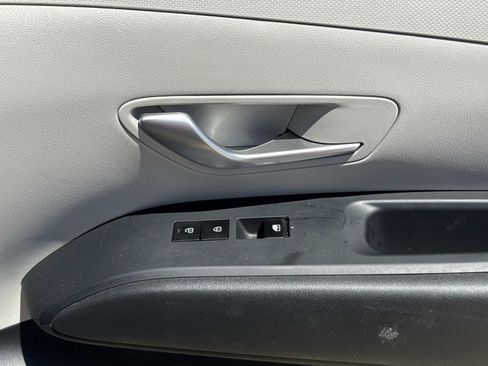 Used 2025 Hyundai Tucson SEL FWD image 14
