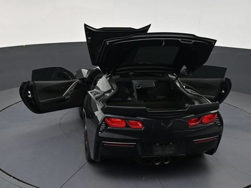 Used 2016 Chevrolet Corvette Stingray Coupe w/ Battery Protection Package RWD image 32