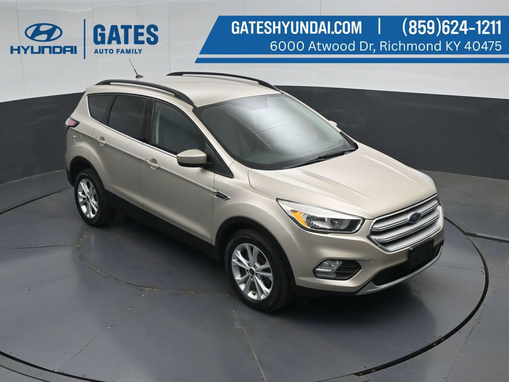 Used 2018 Ford Escape SE AWD/4WD image 46